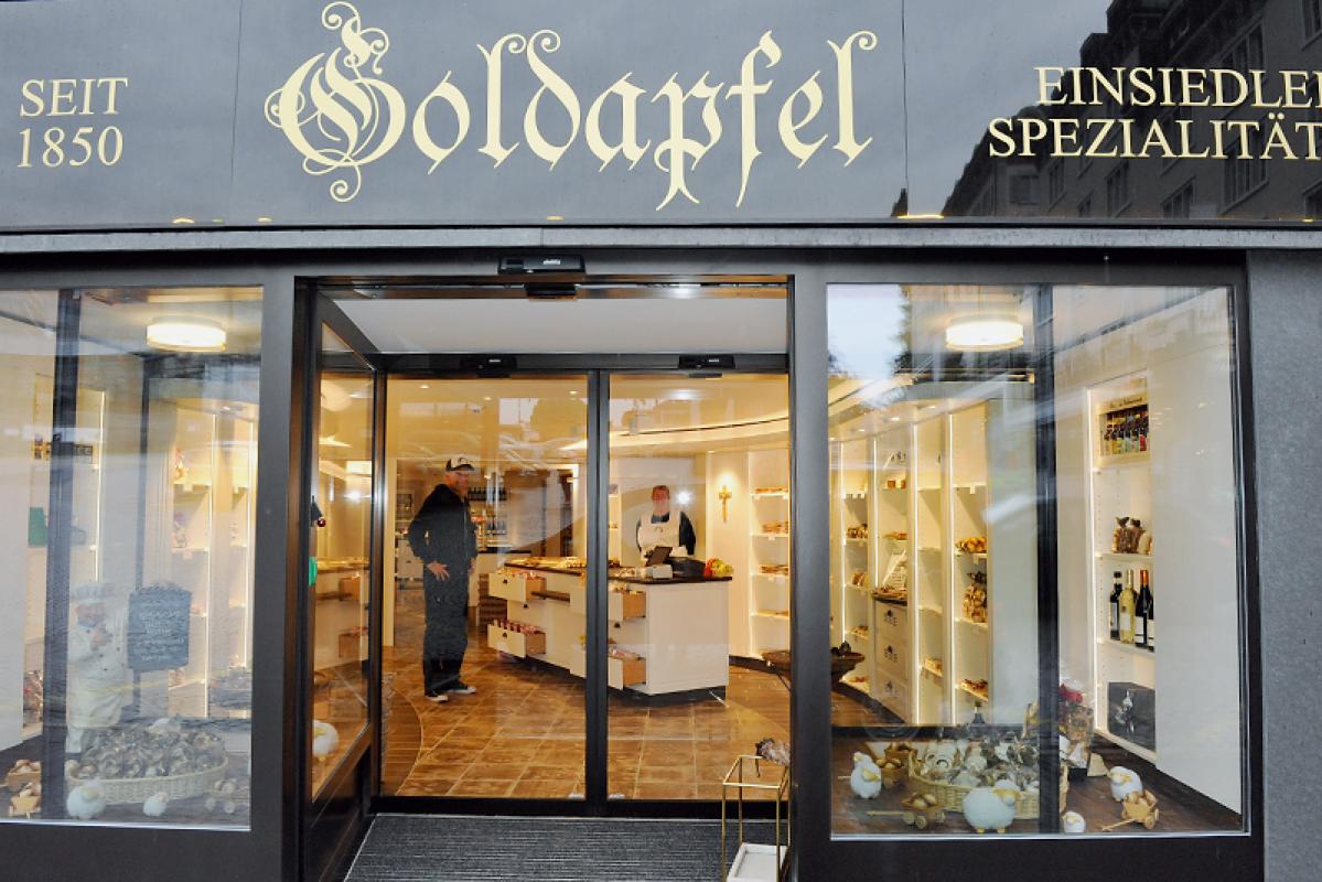 Spezialitätenbäckerei Goldapfel in Einsiedeln.